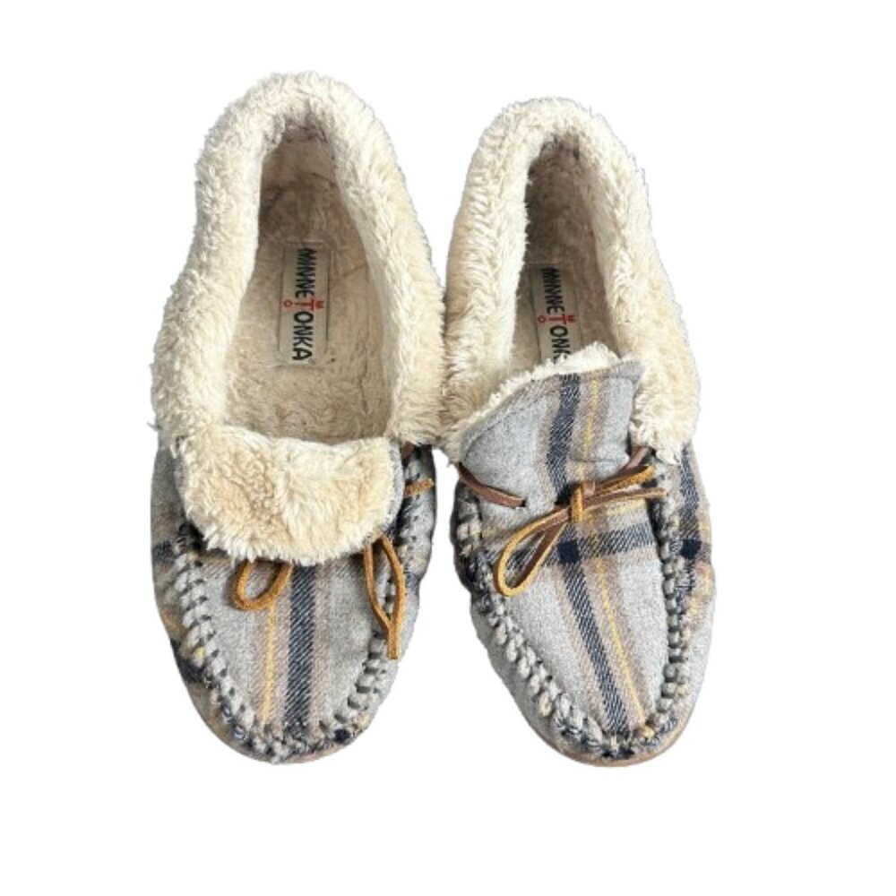 MINNETONKA Grey Plaid Sherpa Lined Slippers Size 8 Moccasins Slip On